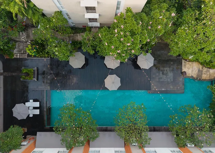 Harris & Residences Sunset Road